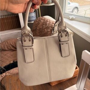 Elegant Tignanello Leather Cream Handbag